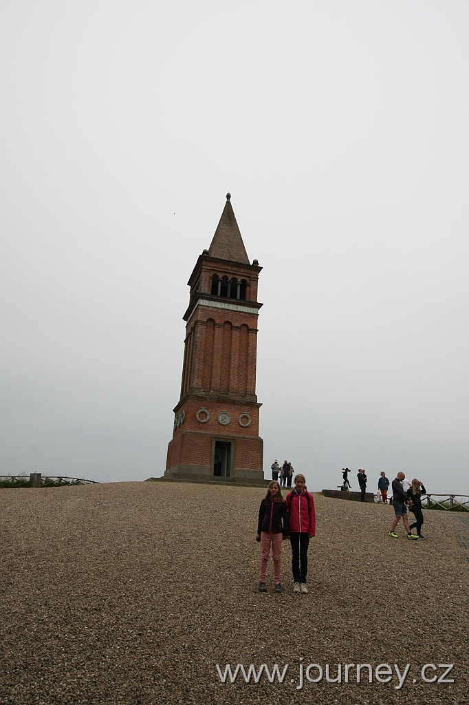 IMG_8939.JPG