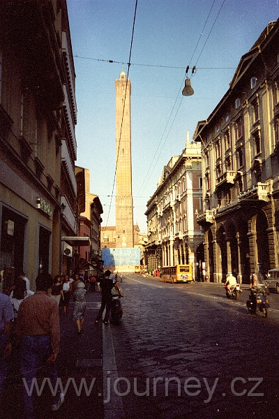 bologna001.jpg