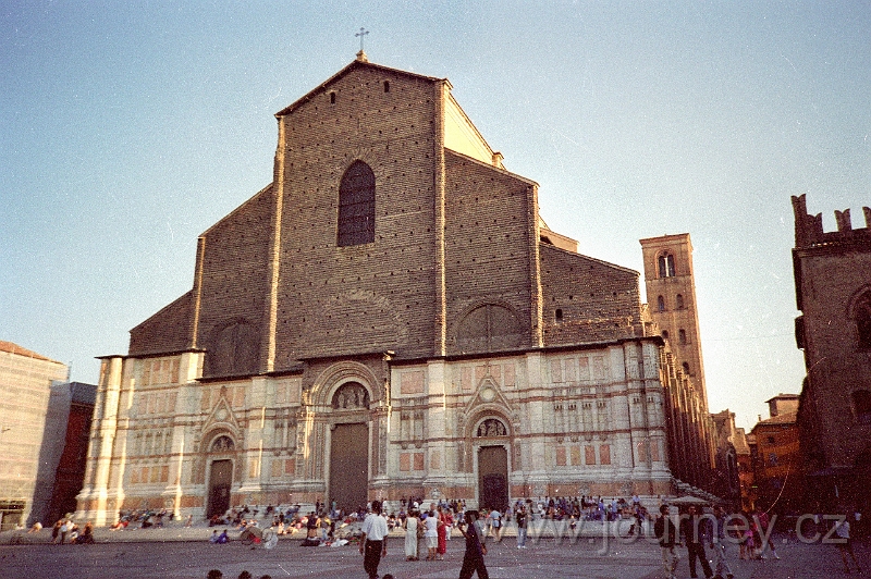 bologna003.jpg